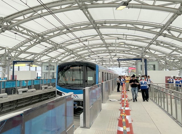 TP. HCM vận hành thử toàn tuyến metro Bến Thành - Suối Tiên có các kịch bản sự cố cháy nổ - Ảnh 1.