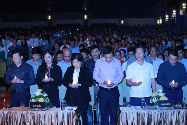 "Cùng nhau, chúng ta hướng tới chiến lược giao thông an toàn, không có người tử vong vì TNGT"- Ảnh 2.