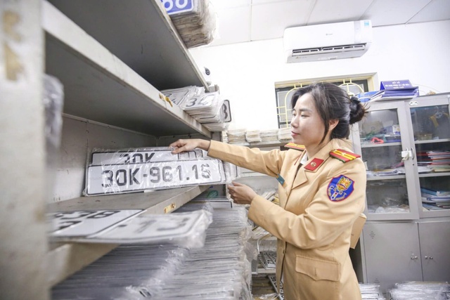 Đăng ký xe toàn trình đối với xe nhập khẩu kể từ ngày 1/1/2025- Ảnh 3.