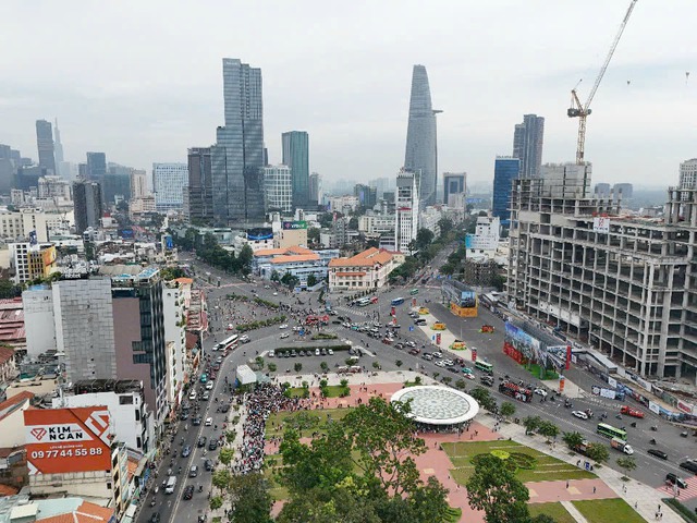 Metro Bến Thành - Suối Tiên đón 150.000 khách, gấp gần 6 lần dự kiến trong ngày đầu vận hành - Ảnh 6.