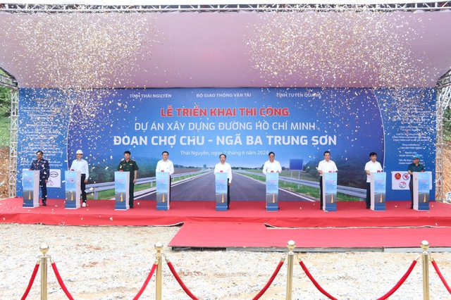 Thúc tiến độ GPMB đường Hồ Chí Minh qua Tuyên Quang - Ảnh 1.