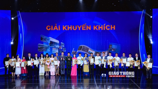 Tạp chí GTVT giành 4 Giải thưởng báo chí tuyên truyền về ATGT năm 2024- Ảnh 9.