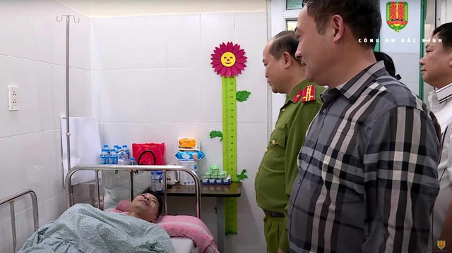Khởi tố thanh niên "thông chốt", tông bị thương CSGT ở Bắc Ninh- Ảnh 3.