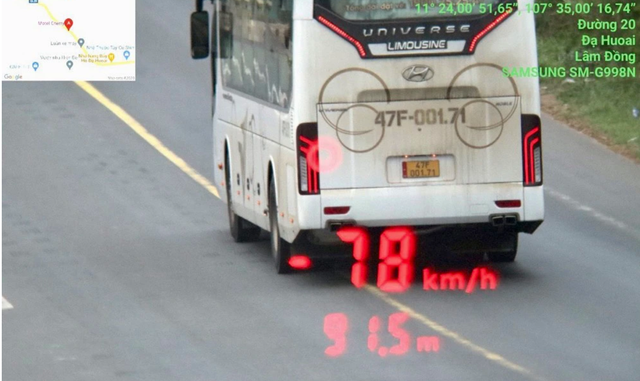 Lâm Đồng thu hồi hàng loạt phù hiệu ô tô của 26 đơn vị kinh doanh vận tải vi phạm tốc độ- Ảnh 1.