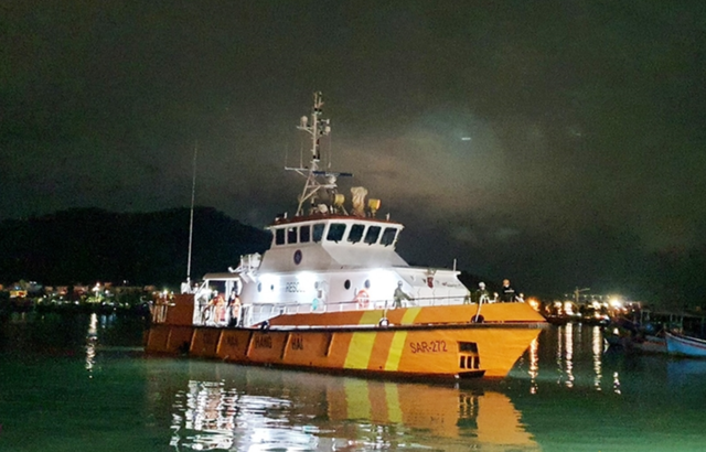 Khẩn cấp cứu thuyền viên Philippines nguy kịch trên vùng biển Vũng Tàu- Ảnh 2.