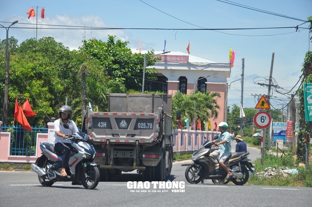 Quảng Nam chỉ đạo "nóng" đảm bảo TTATGT trên các tuyến đường xung quanh Trạm thu phí BOT Điện Bàn- Ảnh 2.
