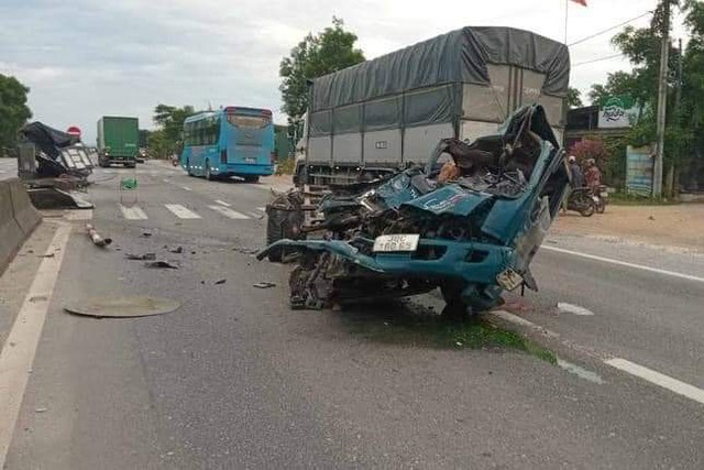 Diễn biến mới nhất về vụ tai nạn 3 người tử vong ở Hà Tĩnh- Ảnh 1.