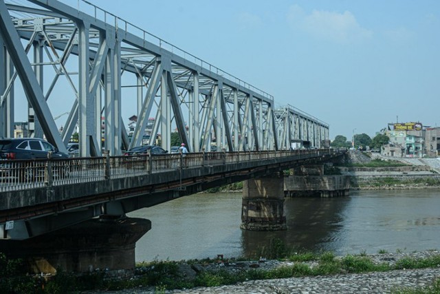 Yêu cầu kiểm định ngay 2 trụ cầu Lộc Yên trên tuyến đường sắt Hà Nội - TP. Hồ Chí Minh- Ảnh 1.