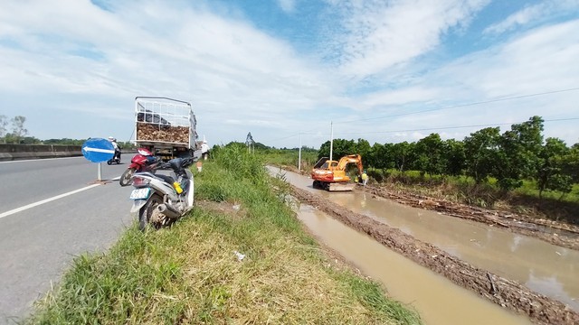 Bộ GTVT thúc tiến độ thi công dự án Cao Lãnh - Lộ Tẻ - Ảnh 1.