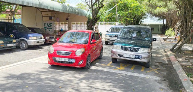 Trung tâm dạy lái xe Trường Vinh có mức học phí ưu đãi phù hợp với sinh viên và người lao động tại TP. HCM - Ảnh 1.