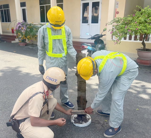 CSGT TP. HCM hút đinh đảm bảo an toàn giao thông trên quốc lộ 1A - Ảnh 3.