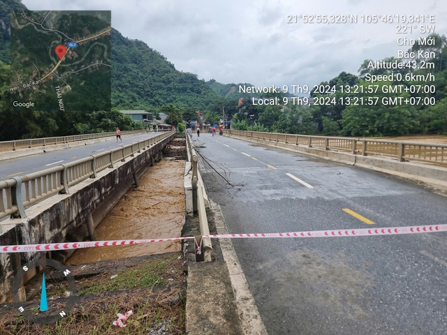 Cấm phương tiện qua cầu Chợ Mới trên QL3 - Ảnh 3.