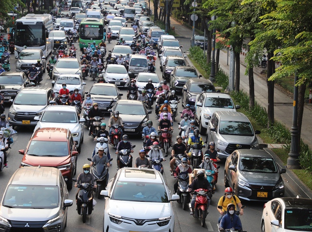 TP. HCM điểm mặt 6 điểm nóng nguy cơ ùn tắc giao thông những ngày cao điểm Tết - Ảnh 1.