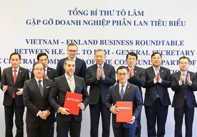 Tổng Bí thư Tô Lâm chứng kiến Vietjet ký thỏa thuận phát triển nguồn lực hàng không quốc tế - Ảnh 2.