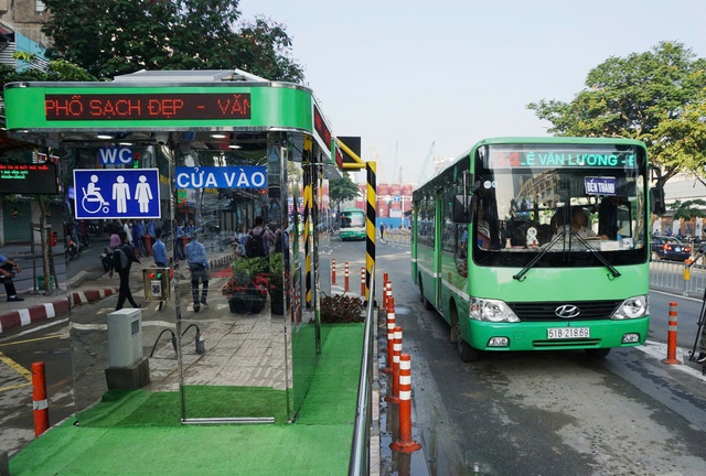 Năm 2030, toàn bộ xe buýt TP.HCM chuyển sang điện hoặc năng lượng xanh - Ảnh 1.