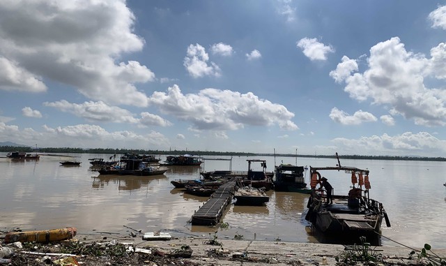 Ứng phó bão số 11: Trường học ở Hải Phòng được tự quyết định cho học sinh nghỉ tránh bão - Ảnh 2.