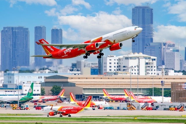 Mừng ngày đôi 10/10, Vietjet tặng triệu vé giảm nửa giá cho tín đồ du lịch - Ảnh 2.