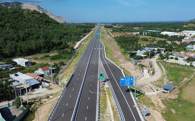 Khắc phục ngay tồn tại ở cao tốc Vân Phong - Nha Trang - Ảnh 1.