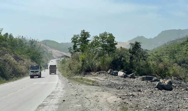 Quảng Ninh: Tập trung tháo gỡ khó khăn, đẩy nhanh tiến độ thi công QL279  - Ảnh 3.