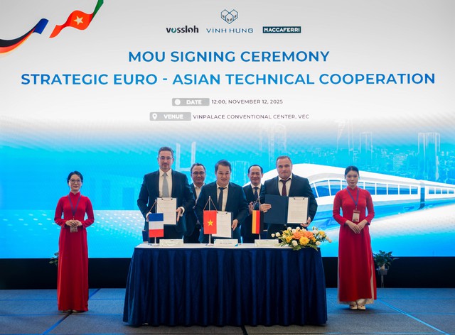 Vĩnh Hưng bắt tay hai "ông lớn" ngành đường sắt châu Âu - Ảnh 1.