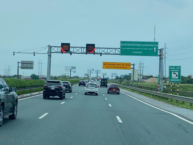 Tiếp tục rà soát và khắc phục những bất cập về tổ chức giao thông - Ảnh 3.