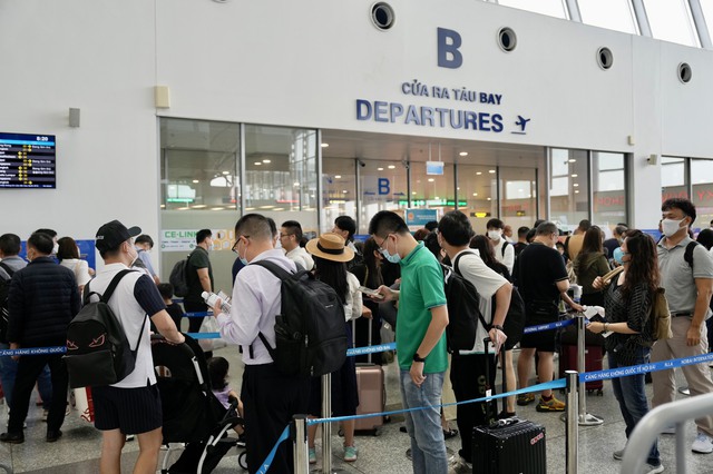 Sẽ có quy định cụ thể về bồi thường khi chuyến bay bị chậm, hủy, khách bị từ chối vận chuyển - Ảnh 3.