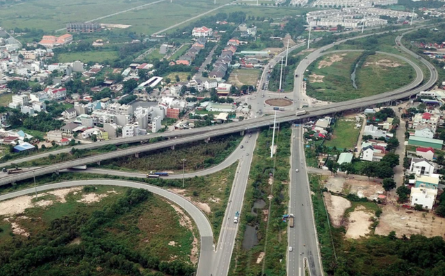 Làm rõ hướng tuyến cao tốc Đức Hòa – Mỹ An, yêu cầu tránh lãng phí đầu tư - Ảnh 1.