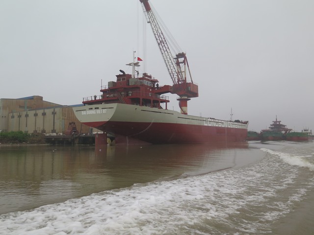 Quy định mới về cách xác định ngày công và giá đăng kiểm tàu biển - Ảnh 2.