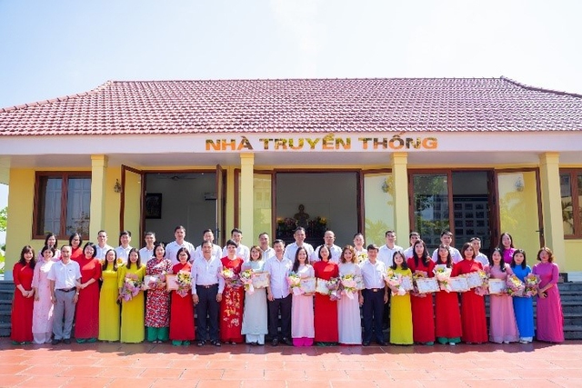 Nhiệt điện Quảng Ninh hưởng ứng “Tháng hành động vì bình đẳng giới” năm 2025- Ảnh 3. Nhiệt điện Quảng Ninh hưởng ứng “Tháng hành động vì bình đẳng giới” năm 2025- Ảnh 3.