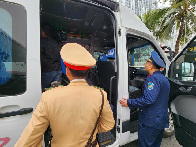 Hà Nội tổng kiểm tra hoạt động vận tải- Ảnh 1. Hà Nội tổng kiểm tra hoạt động vận tải- Ảnh 1.