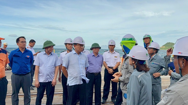 Ngành Hàng hải và Đường thủy chủ động ứng phó bão số 13, sẵn sàng phương án tìm kiếm cứu nạn - Ảnh 2.