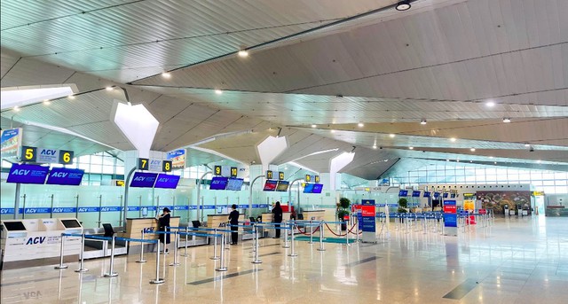 Sau cải tạo, Nhà ga nội địa Cảng hàng không Vinh được đưa vào khai thác từ 19/12 - Ảnh 1.