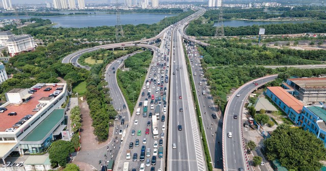 Hà Nội: Phân luồng phương tiện từ Đại lộ Thăng Long-QL32- đường Vành đai 3 trên cao - Ảnh 1.