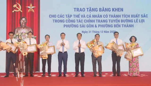 TP.HCM khánh thành công trình chỉnh trang đường Lê Lợi - Ảnh 7.
