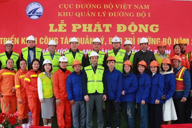 Phát động công tác quản lý bảo trì đường bộ 2025 - Ảnh 7.