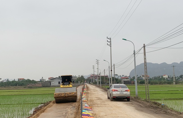 TP. Đông Triều (Quảng Ninh): Sớm đẩy nhanh tiến độ thi công tuyến đường ở xã Hồng Thái Đông  - Ảnh 3.