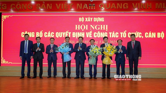 Công bố các quyết định về tổ chức và cán bộ Bộ Xây dựng- Ảnh 3.