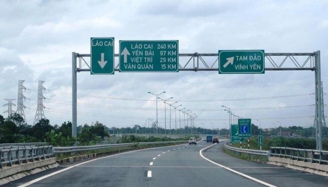 Bộ Xây dựng nêu ý kiến về việc mở rộng cao tốc Yên Bái - Lào Cai - Ảnh 1.