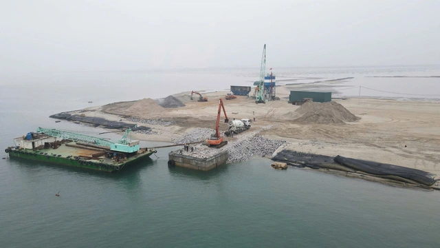 Quảng Ninh: Dự án Bến cảng tổng hợp Vạn Ninh trước nguy cơ chậm tiến độ - Ảnh 1.