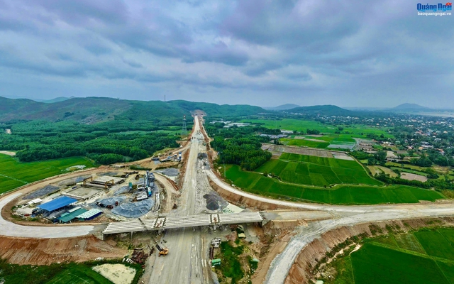 Cần hơn 44 nghìn tỷ đồng đầu tư cao tốc Quảng Ngãi - Kon Tum - Ảnh 1.