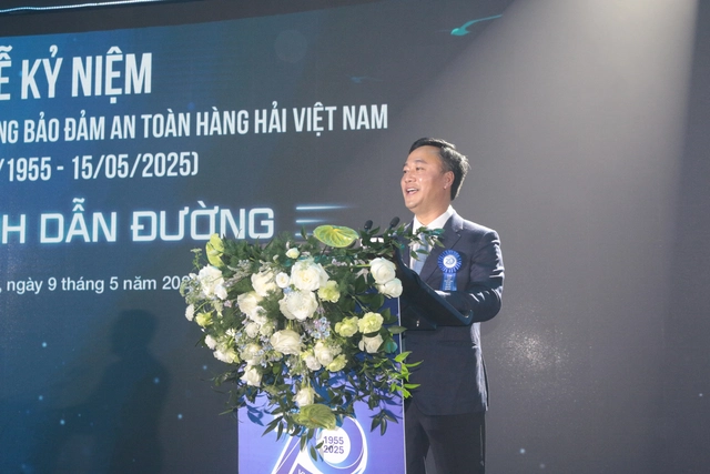 70 năm truyền thống bảo đảm an toàn hàng hải Việt Nam: Viết tiếp sứ mệnh dẫn đường - Ảnh 1.