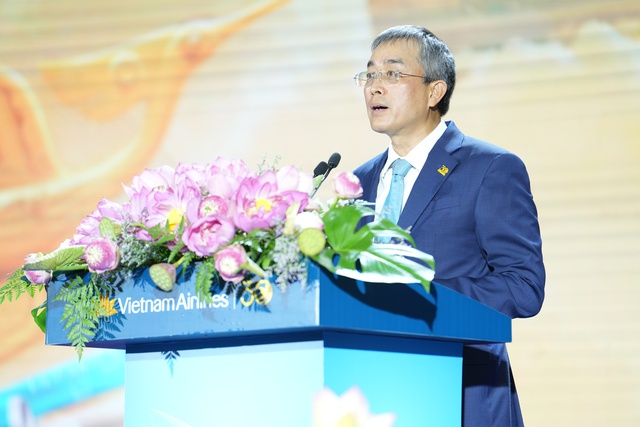Thủ tướng Chính phủ Phạm Minh Chính: Vietnam Airlines là cánh chim đầu đàn của ngành hàng không Việt Nam - Ảnh 3.