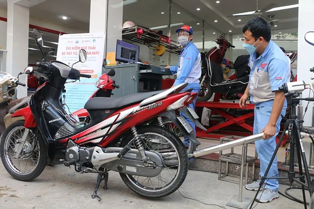 Hà Nội và TP. HCM cần thêm 740 cơ sở kiểm định khí thải xe máy- Ảnh 1.