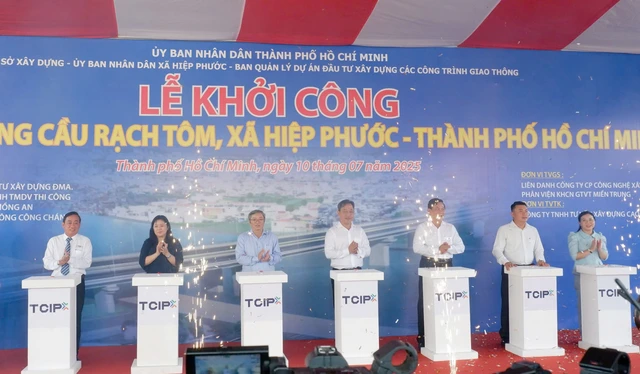 TP.HCM khởi công xây dựng cầu Rạch Tôm gần 500 tỷ đồng - Ảnh 2.