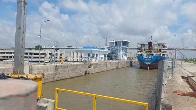 Một số hạn chế, bất cập của âu tàu Nghĩa Hưng sau gần 2 năm khai thác, vận hành - Ảnh 3.