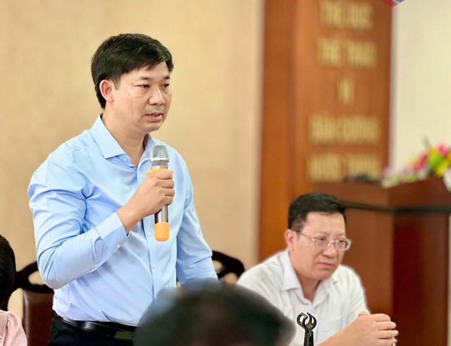 Quảng Ninh họp báo thông tin vụ đắm tàu du lịch trên vịnh Hạ Long- Ảnh 1.
