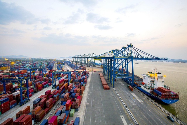 Khai trương tuyến container quốc tế Cửa Lò - Dongguan- Ảnh 2.