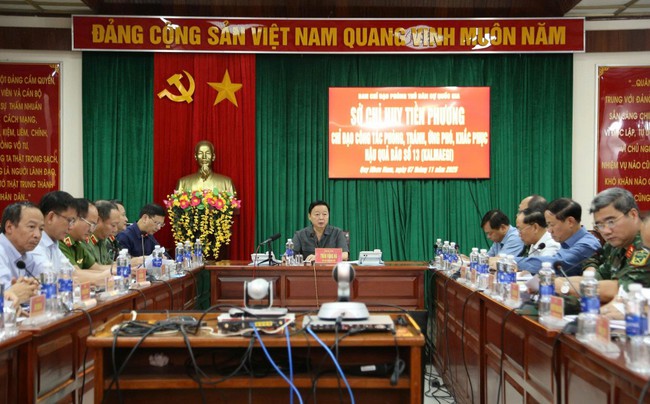 Bão số 13 khiến hàng nghìn ngôi nhà ở Đắk Lắk, Gia Lai bị hư hại, nhiều người thương vong- Ảnh 1.