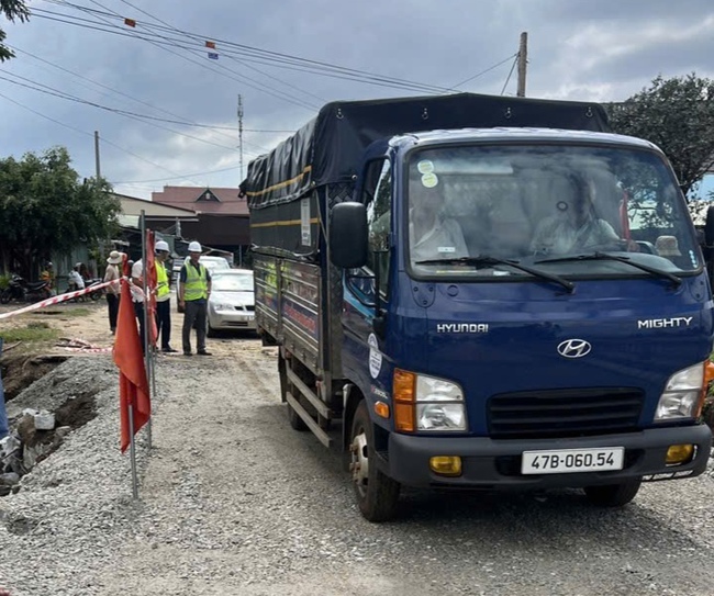 Gia Lai: Thông tuyến đường Trường Sơn Đông qua cầu Đắk Pờ Tó- Ảnh 1.