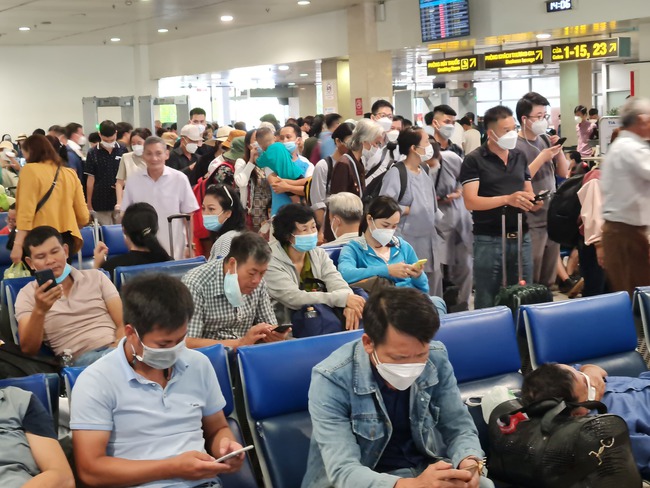 Tăng chuyến trên nhiều đường bay nội địa dịp cao điểm Tết Dương lịch 2026- Ảnh 1.